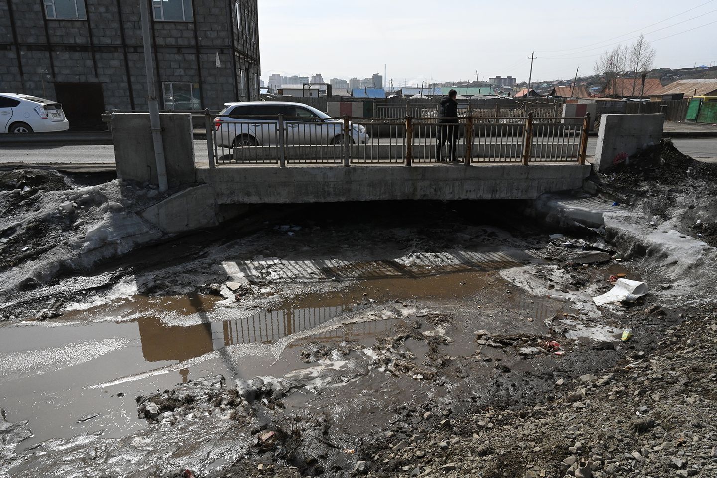 Таван шараас Баянхошууны тойрог хүртэлх замыг бүрэн шинэчилж, ус зайлуулах системийг цогцоор нь шийднэ