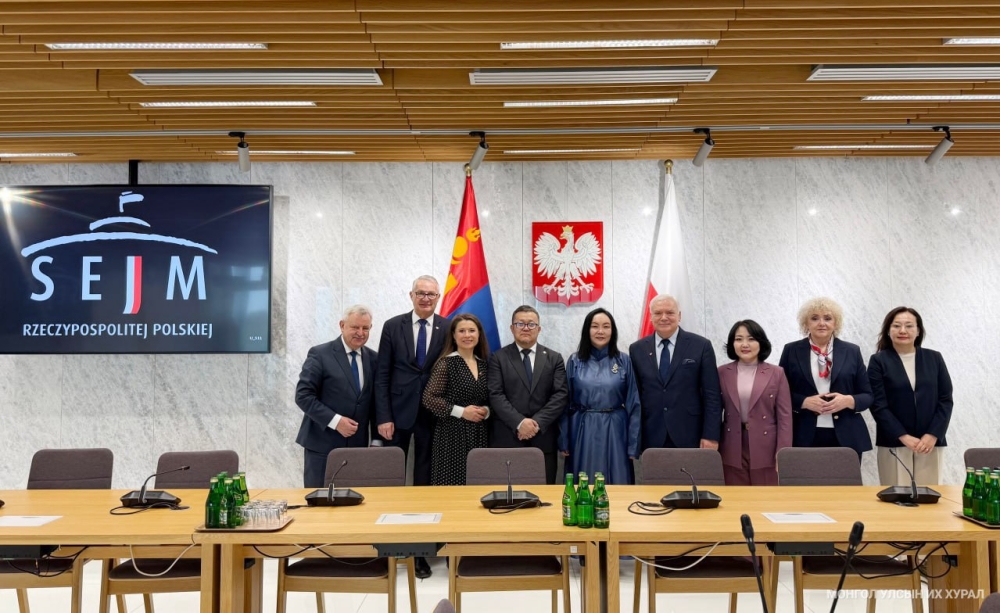 УИХ дахь Монгол-Польшийн парламентын бүлгийн дарга Ж.Золжаргал тэргүүтэй гишүүд Бүгд Найрамдах Польш Улсад бүлгийн айлчлал хийж байна
