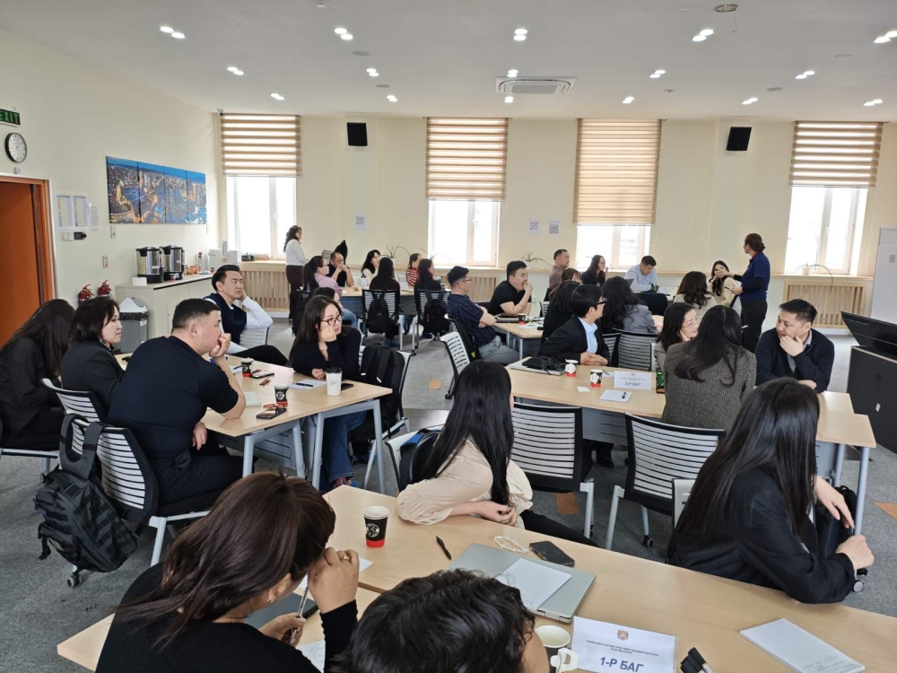 “Төрийн албан хаагчийн орчин үеийн чадамжийг хөгжүүлэх” 40 цагийн сургалтыг зохион байгуулж байна