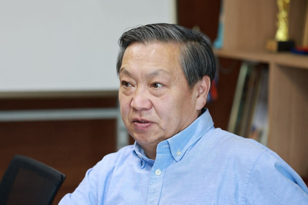 Хуульч, өмгөөлөгч Д.Батсүх: Хотын дарга Х.Нямбаатарыг огцруулах www.uih.mn сайтаар явуулсан гарын үсгийн баталгаажуулалт, хэлбэр нь хууль бус