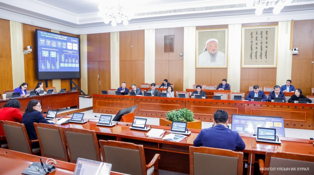 Нийтийн өргөдлийн системд иргэдийн өргөдөл, гомдлыг байршуулах журам батлахын тулд хуульд өөрчлөлт оруулах шаардлагатай гэв