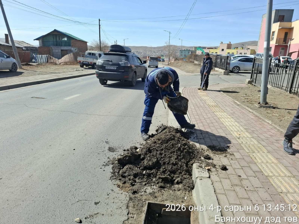 Борооны ус зайлуулах шугам хоолойн цэвэрлэгээ үргэлжилж байна