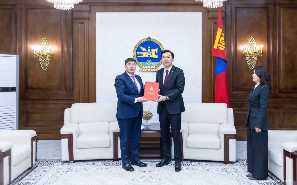 Нийгмийн хамгааллын тухай Монгол Улс болон Бүгд Найрамдах Австри Улс хоорондын хэлэлцээр соёрхон батлах тухай хуулийн төслийг өргөн мэдүүллээ