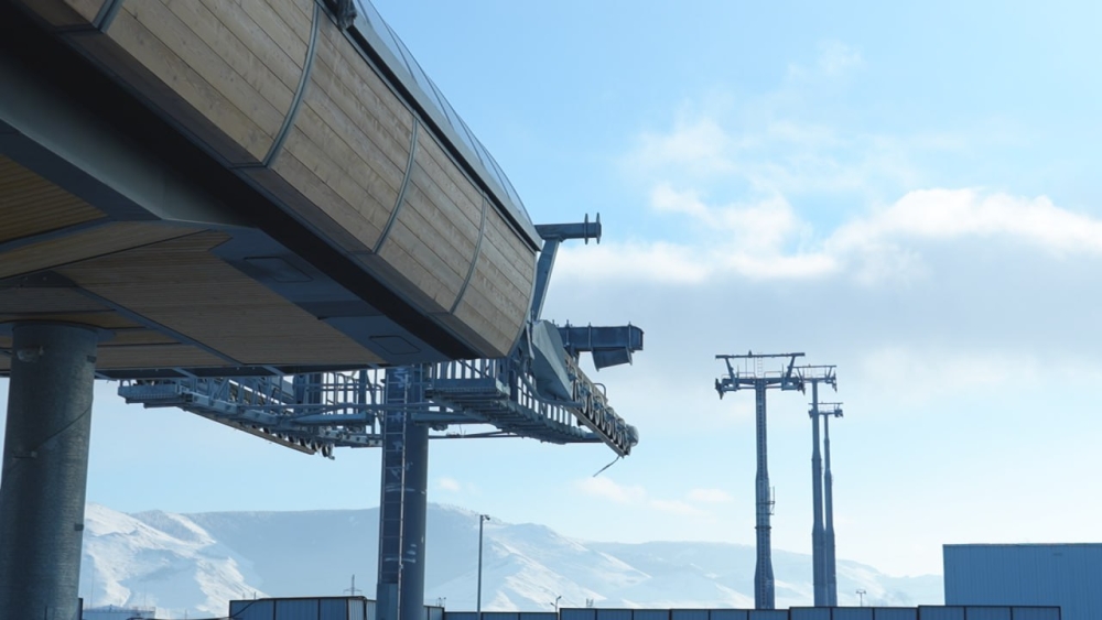 Дүүжин замын тээврийн Өнөр хороолол дахь буудлын цахилгааны монтаж, дотор заслын ажил үргэлжилж байна