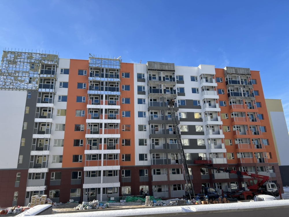 “СОЛОНГО 1, 2” ТӨСЛИЙН БАРИЛГА УГСРАЛТЫН АЖЛЫН ЯВЦ 60 ХУВЬТАЙ ҮРГЭЛЖИЛЖ БАЙНА