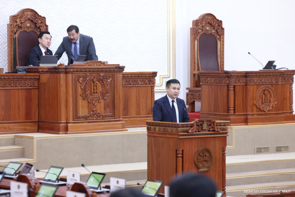 Нийтийн өргөдлийн талаарх Төсвийн байнгын хорооны санал, дүгнэлтийг сонсож, “Засгийн газарт чиглэл өгөх тухай” УИХ-ын тогтоолын төслийг хэлэлцэв