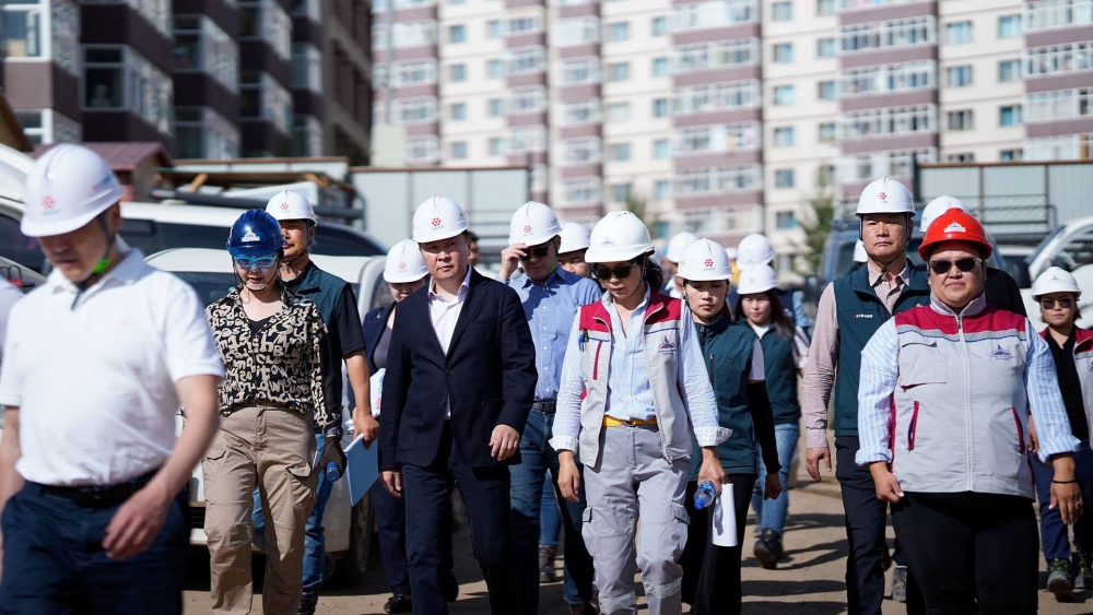 ХОТ БАЙГУУЛАЛТ, БАРИЛГА, ОРОН СУУЦЖУУЛАЛТЫН САЙД Э.БАТ-АМГАЛАН "СОЛОНГО 1, 2" ОРЛОГОД НИЙЦСЭН ОРОН СУУЦНЫ ХОРООЛОЛ БАРИХ ТӨСЛИЙН ҮЙЛ ЯВЦТАЙ ТАНИЛЦАЖ, ҮҮРЭГ ДААЛГАВАР ӨГЛӨӨ