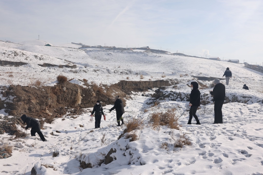 Хот, нийтийн аж ахуйн 46 байгууллагын 3000 гаруй албан хаагч их цэвэрлэгээ хийж байна