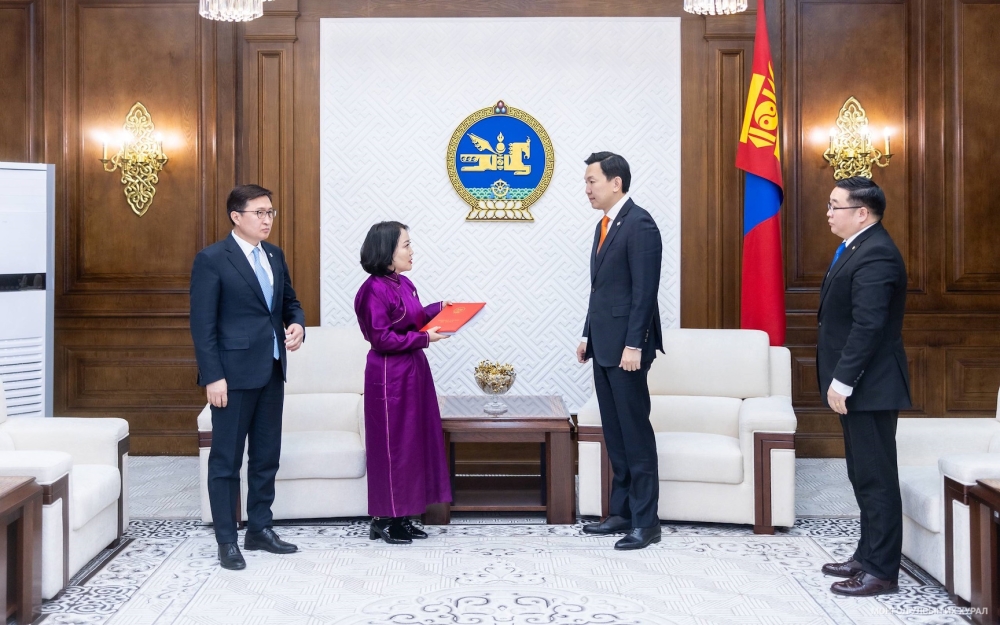 Санхүүгийн хоршооны тухай хуулийн шинэчилсэн найруулгын төслийг өргөн мэдүүлэв