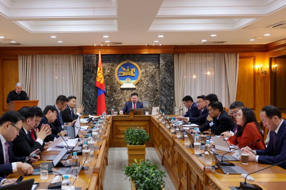 “Эдийн засгийн сэргэлтийг эрчимжүүлж, үр өгөөжийг нь ард иргэдэд хүргэх 300 хоногийн ажлын төлөвлөгөө”-г баталлаа