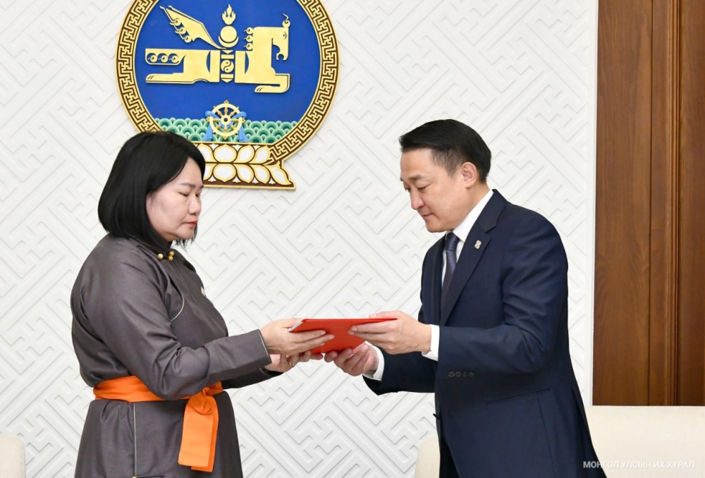 Боловсролын ерөнхий хуульд нэмэлт, өөрчлөлт оруулах тухай хуулийн төслийг өргөн мэдүүллээ