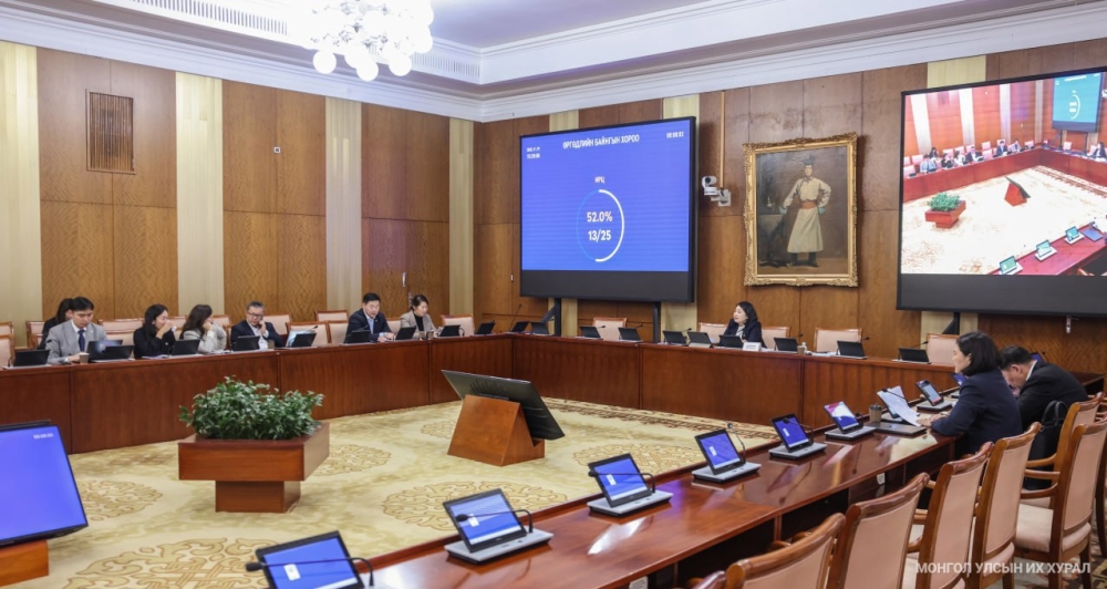 Монгол Улсыг хөгжүүлэх таван жилийн үндсэн чиглэл батлах тухай Улсын Их Хурлын тогтоолын төслийн анхны хэлэлцүүлгийг явуулав