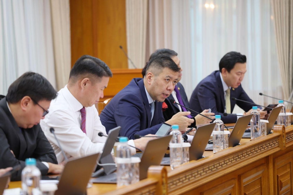 Нүүрс худалдах, худалдан авах 581 гэрээг ил болгож, компанийн сайтад байршуулж байна