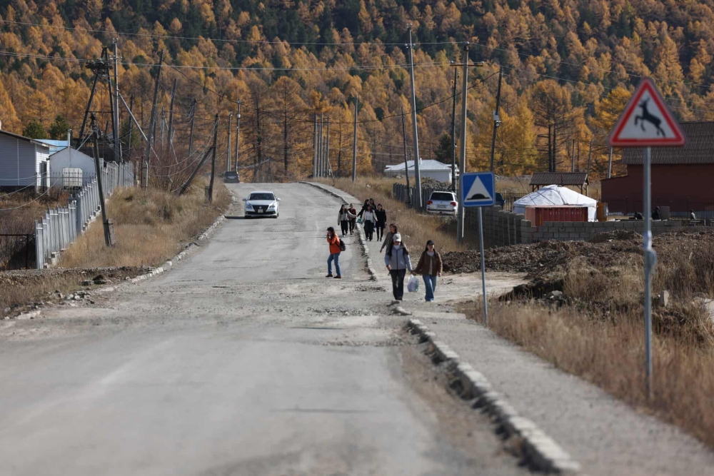 Санзайн эцсээс Багабаян чиглэлийн 1.7 км авто замыг шинэчилнэ