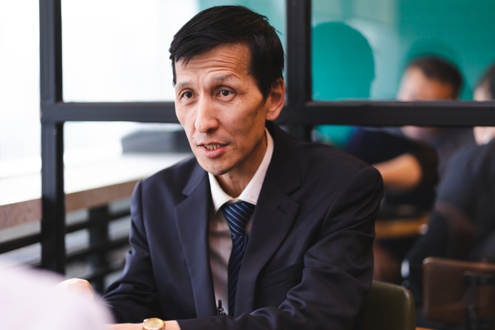 Эдийн засаг Н.Энхбаяр: 2024 онд үрэлгэн төслүүд хөрөнгө зарцуулья гэж байхаар цалин нэмэх бүрэн боломж байжээ