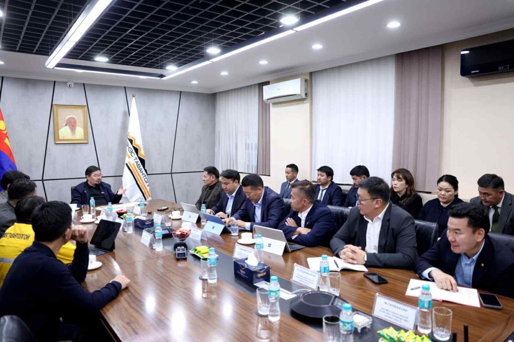 “Эрдэнэс Тавантолгой” ХК есдүгээр сард 3,2 сая тонн нүүрс экспортолсон нь бүх цаг үеийн хамгийн өндөр үзүүлэлт болжээ