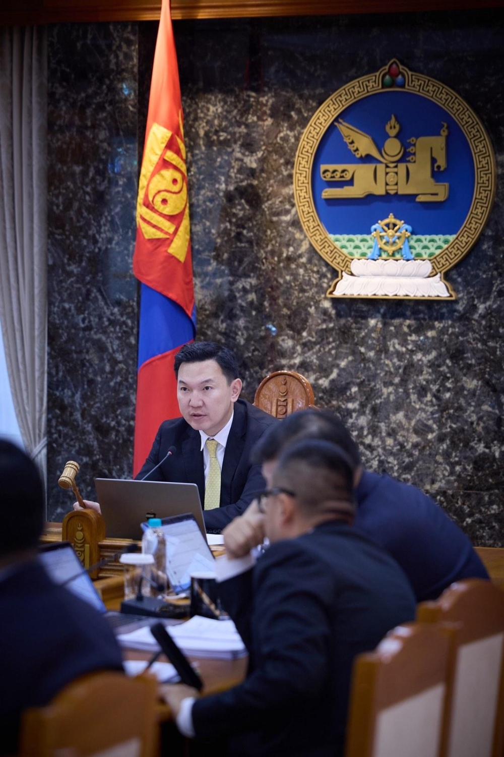 435 МЯНГАН АХМАД НАСТАН ИРЭХ САРЫН 1-НЭЭС ШИНЭЭР СУУРЬ ТЭТГЭВЭР АВЧ ЭХЭЛНЭ
