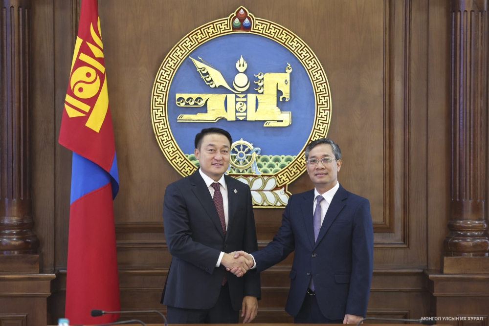 УИХ-ын дарга Д.Амарбаясгалан Элчин сайд Нгуен Дуан Тань-ыг хүлээн авч уулзлаа