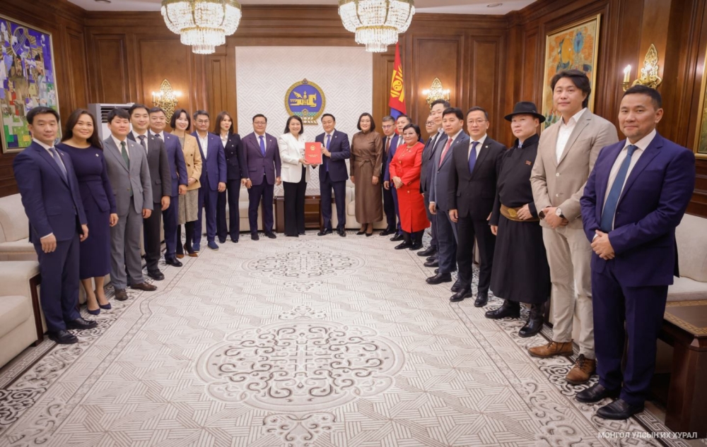 Тамхины хяналтын тухай хуульд нэмэлт, өөрчлөлт оруулах тухай хуулийн төслийг өргөн мэдүүллээ