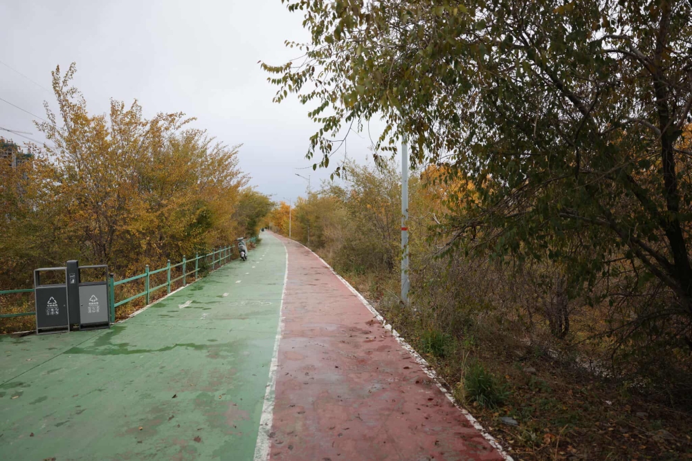 Яармагийн гүүрнээс Зайсангийн гүүр хүртэл 3.6 км авто зам барина