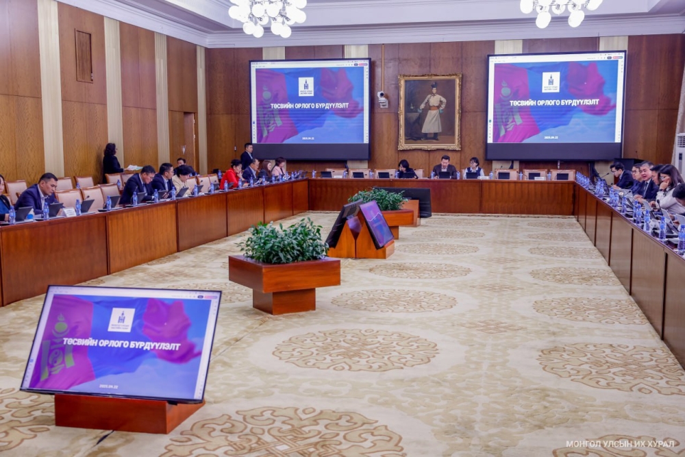 Монгол Улсын төсвийн төслийн талаарх цуврал хэлэлцүүлэг “Төсвийн орлого бүрдүүлэлт" сэдвээр эхэллээ
