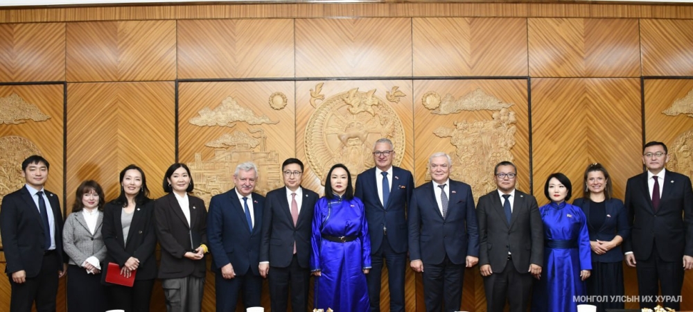 Монгол, Польш хоёр улсын парламентын бүлгүүд хамтын ажиллагааг эрчимжүүлэхээр санал солилцлоо