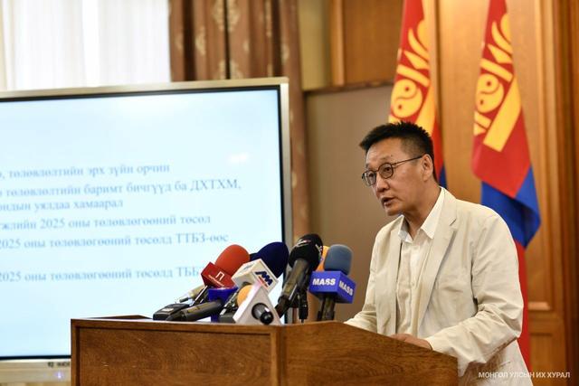 Монгол улсын нэгдсэн төсвийн 2025 оны төсвийн хүрээний мэдэгдэл, 2026-2027 оны төсвийн төсөөллийн төсөлд өгсөн дүгнэлт, зөвлөмжийг танилцуулав