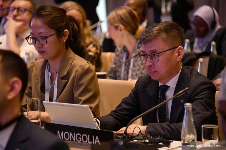 Парламентын Ерөнхий нарийн бичгийн дарга нарын нийгэмлэгийн хуралд УИХ-ын Ерөнхий нарийн бичгийн дарга Б.Баасандорж оролцлоо