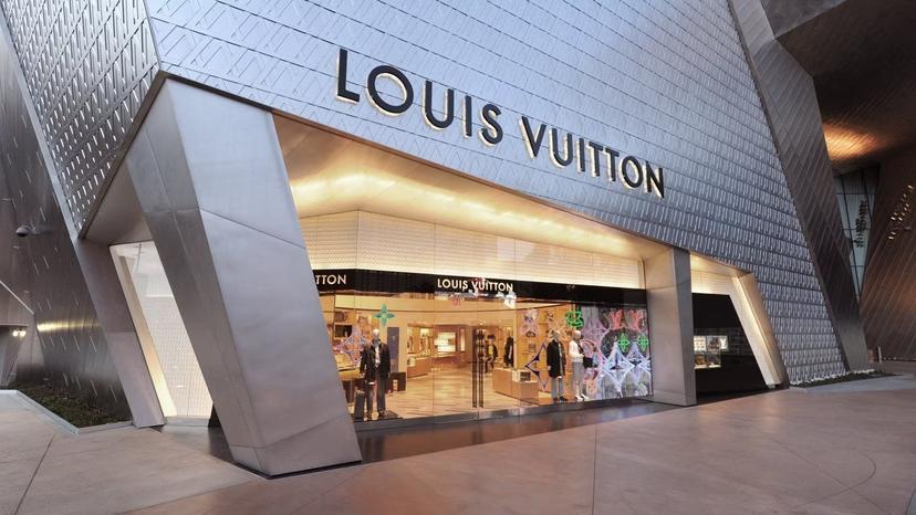 Louis Vuitton брэнд хагас их наядын үнэлгээнд хүрсэн Европын анхны компани болов