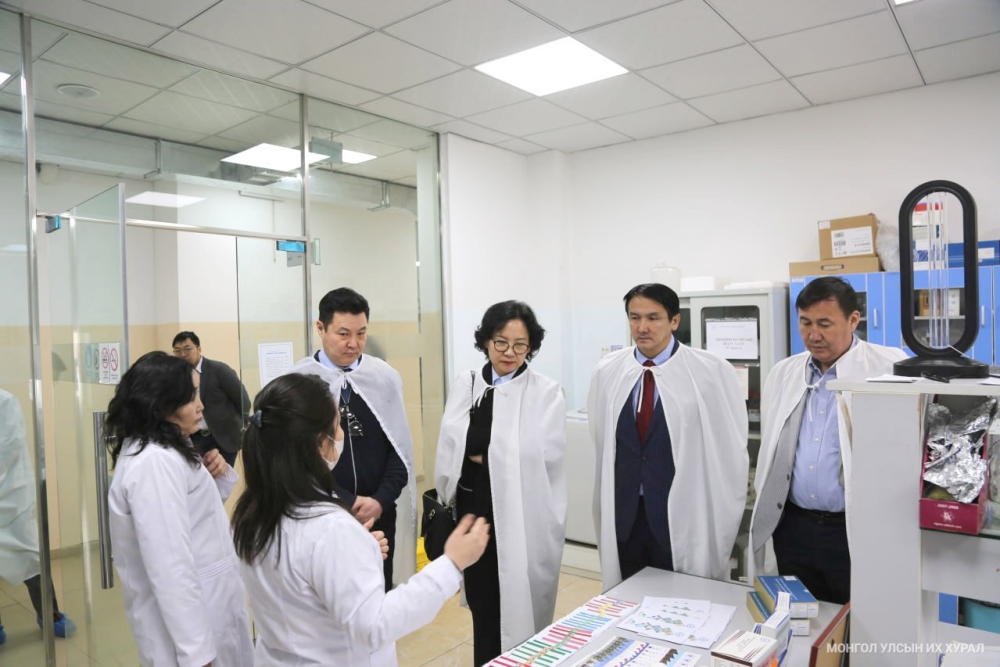 Боловсрол, шинжлэх ухааны дэд хорооны дарга, гишүүд шинжлэх ухааны байгууллагуудын үйл ажиллагаатай танилцлаа