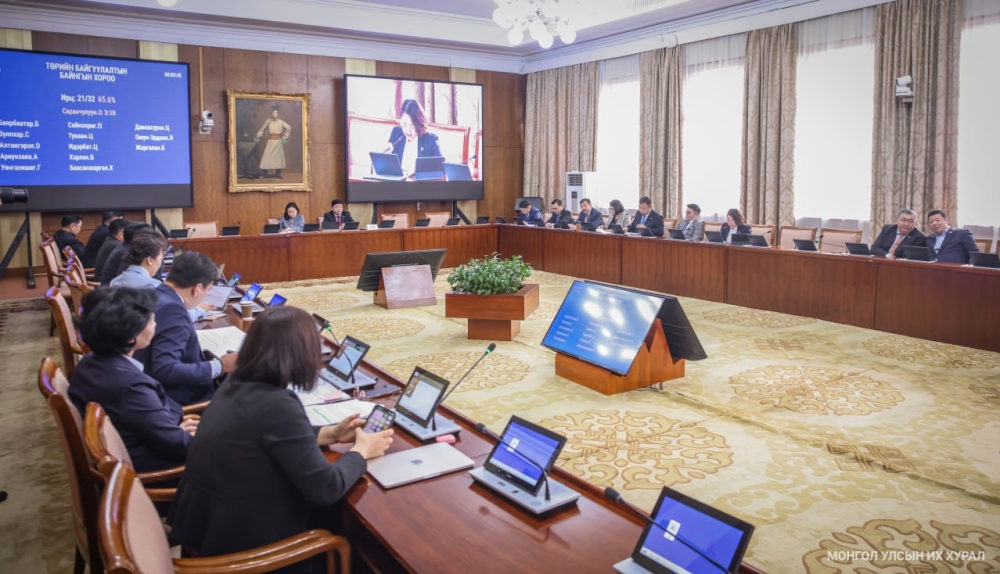 Үндсэн хуулийн цэцийн 2025 оны 08 дугаар дүгнэлтийн талаар УИХ-ын гишүүд байр сууриа илэрхийллээ