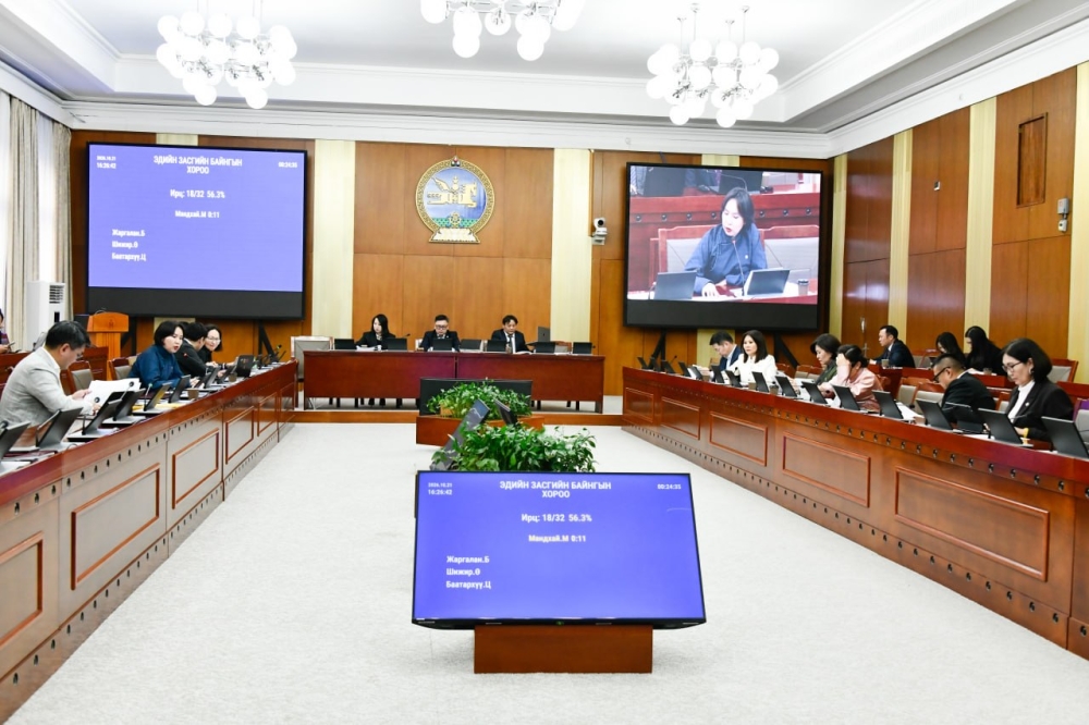Монгол Улсын 2027 оны төсвийн тухай хуулийн төслүүдийн гурав дахь хэлэлцүүлгийг хийв